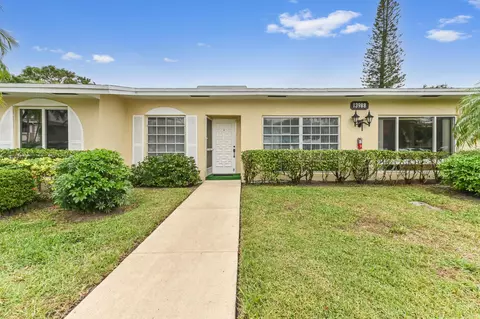 13988 Via Flora #B, Delray Beach, FL 33484
