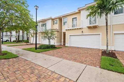 11944 Cypress Key Way, Royal Palm Beach, FL 33411