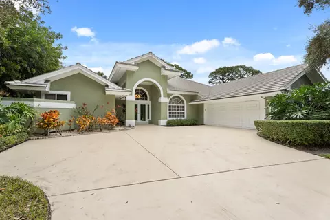 6581 SE Baltusrol Ter, Stuart, FL 34997