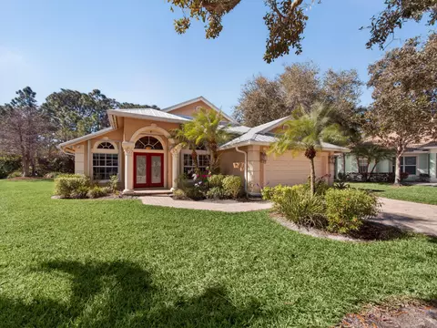 8388 SW Masthead Dr, Stuart, FL 34997