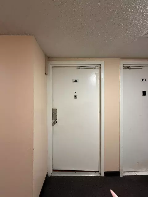 750 NW 43rd #412, Miami, FL 33126