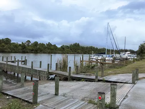 8998 SW Bonneville Dr, Stuart, FL 34997