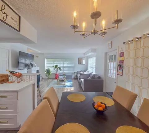 222 Foxtail Dr #I, Greenacres, FL 33415