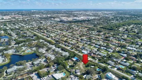 3865 Aladdin Ave, Boynton Beach, FL 33436