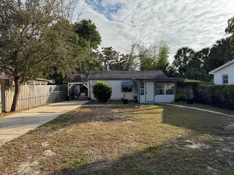416 58th St, West Palm Beach, FL 33407