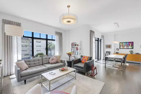 200 E Palmetto Park Rd #7, Boca Raton, FL 33432