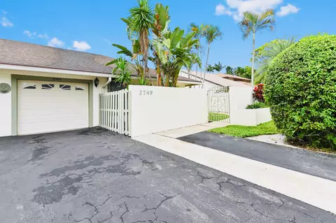 2749 SW 5th, Delray Beach, FL 33445