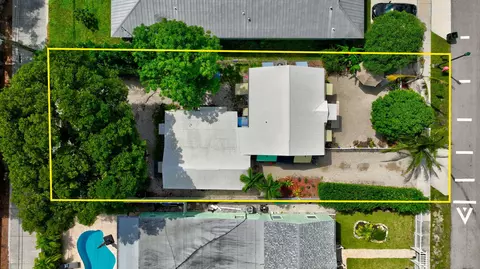 629 SE 4th Ave, Delray Beach, FL 33483