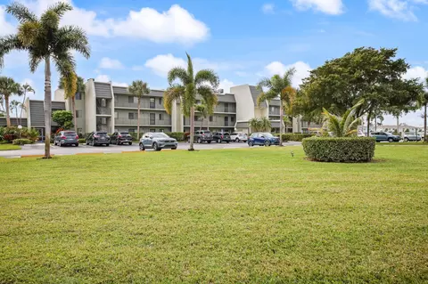 4130 Tivoli Ct #103, Lake Worth, FL 33467