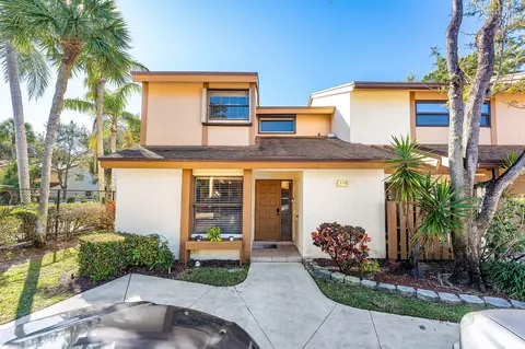 4769 NW 30th St, Coconut Creek, FL 33063