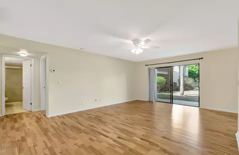 Living - 150 Pineview Rd #B2, Jupiter, FL 33469 photo 2 of 4