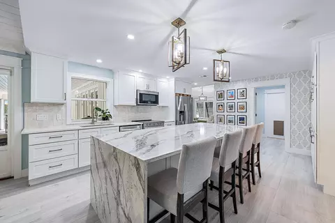 12910 La Rochelle Cir, Palm Beach Gardens, FL 33410