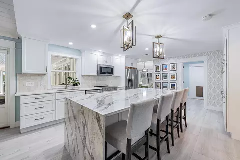 12910 La Rochelle Cir, Palm Beach Gardens, FL 33410