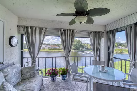 12871 Briarlake Dr #204, Palm Beach Gardens, FL 33418