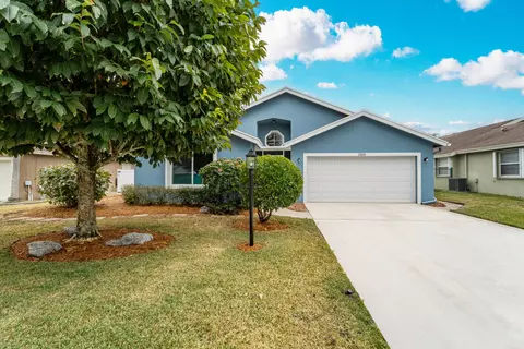 2800 SW Montego Ter, Stuart, FL 34997