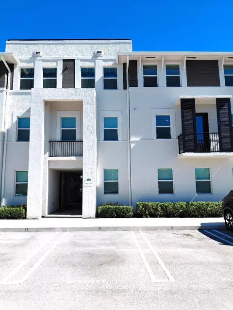 8878 Lake Worth Rd #209, Lake Worth, FL 33467