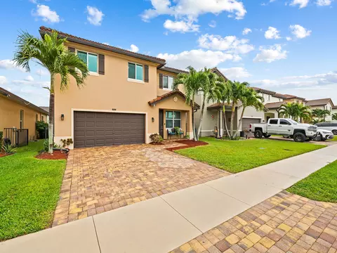 6830 Langdon Way, Lake Worth, FL 33463