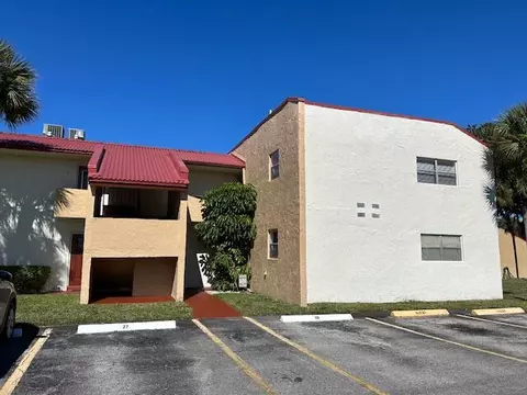 239 Golden River Dr, West Palm Beach, FL 33411