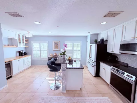 1890 SE Interlachen Dr, Port Saint Lucie, FL 34952