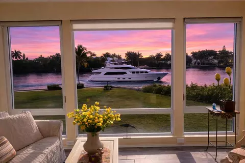20 Colonial Club Dr #200, Boynton Beach, FL 33435