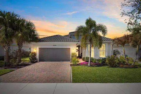 10009 SW Coral Tree Cir, Port Saint Lucie, FL 34987