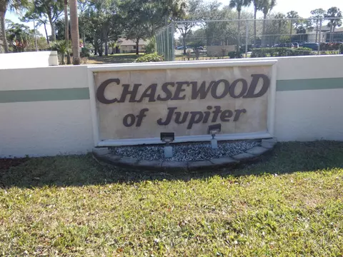 6495 SE Chasewood Dr #E, Jupiter, FL 33458