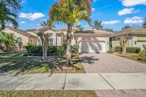 5730 Sunberry Cir, Fort Pierce, FL 34951