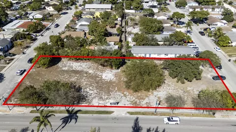1212 10th Ave N, Lake Worth Beach, FL 33460