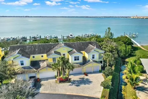 1002 Mariner Bay Blvd #1002, Fort Pierce, FL 34949