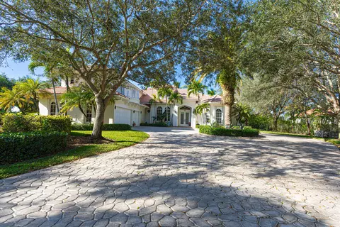 2695 Greenbriar Blvd, Wellington, FL 33414