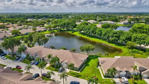9202 Vineland Ct #F, Boca Raton, FL 33496