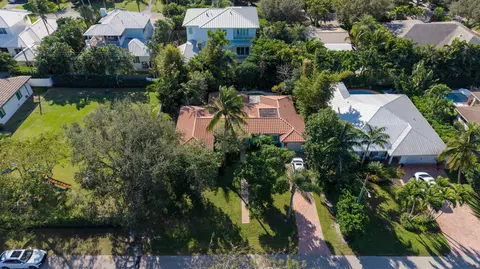 302 NW 17th St, Delray Beach, FL 33444