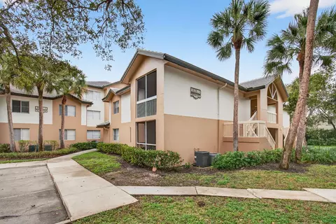 9901 Westview Dr #324, Coral Springs, FL 33076
