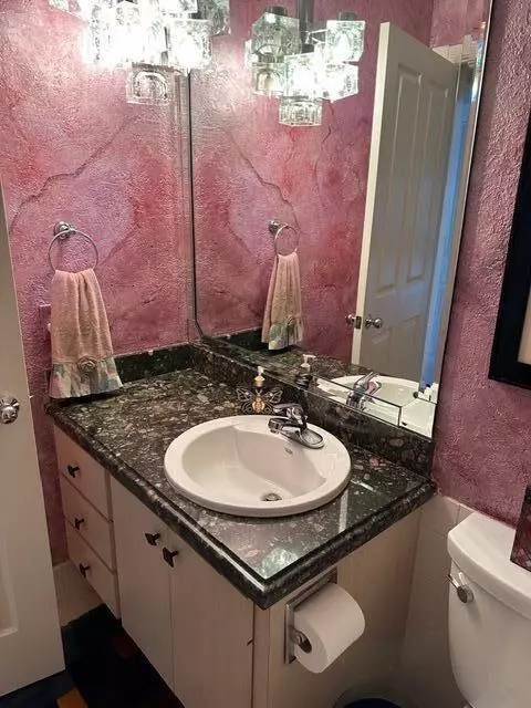 Bath - 262 Brier Cir, Jupiter, FL 33458 photo 5 of 5