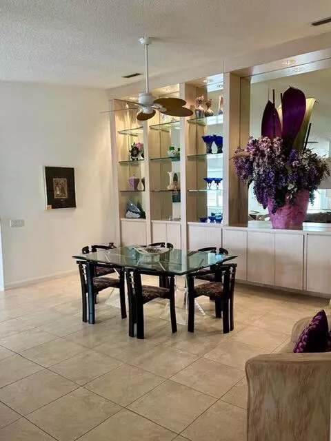 Dining - 262 Brier Cir, Jupiter, FL 33458 photo 1 of 2