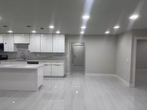 4259 Empress St, Palm Beach Gardens, FL 33410