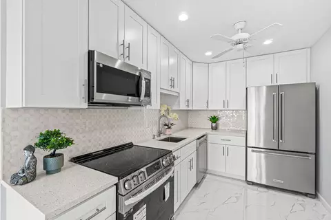 10119 S 42nd Ter # 129, Boynton Beach, FL 33436