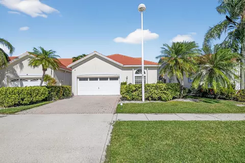 6179 Bear Creek Ct, Lake Worth, FL 33467