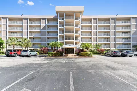 2851 S Palm Aire Dr #101, Pompano Beach, FL 33069