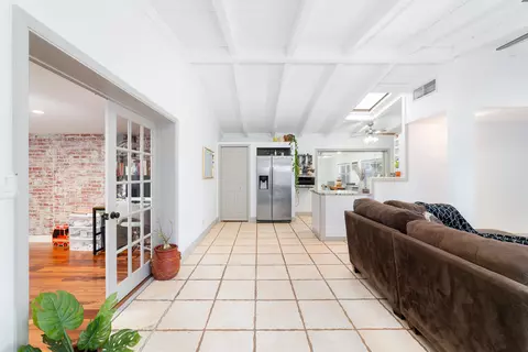 2869 SW 13th Ct, Fort Lauderdale, FL 33312