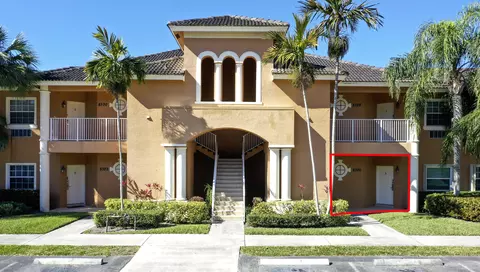 8320 Mulligan Cir #2112, Port Saint Lucie, FL 34986