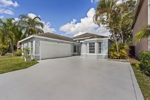 103 Saratoga Blvd E, Royal Palm Beach, FL 33411