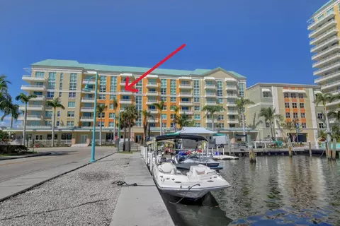 100 NE 6th St #605, Boynton Beach, FL 33435