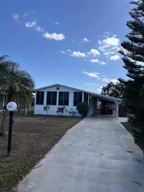 1694 Booth Bay Ct, Fort Pierce, FL 34945