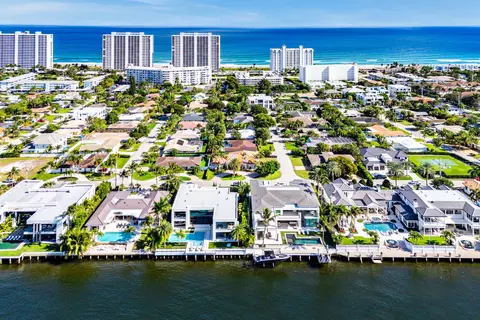 2920 Spanish River Rd, Boca Raton, FL 33432