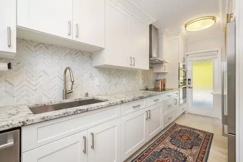 225 Everglade Ave #0060, Palm Beach, FL 33480