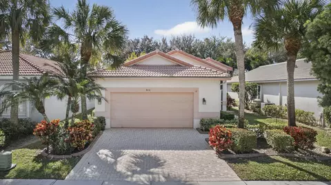 9146 Bay Point Cir, West Palm Beach, FL 33411