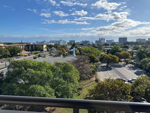 2350 NE 14th St Cswy #715, Pompano Beach, FL 33062