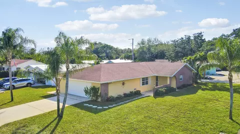 1501 Lance, Jupiter, FL 33469