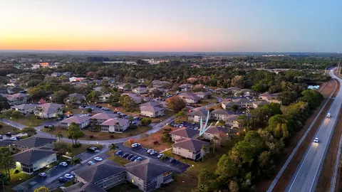 17 Lake Vista Trl #105, Port Saint Lucie, FL 34952